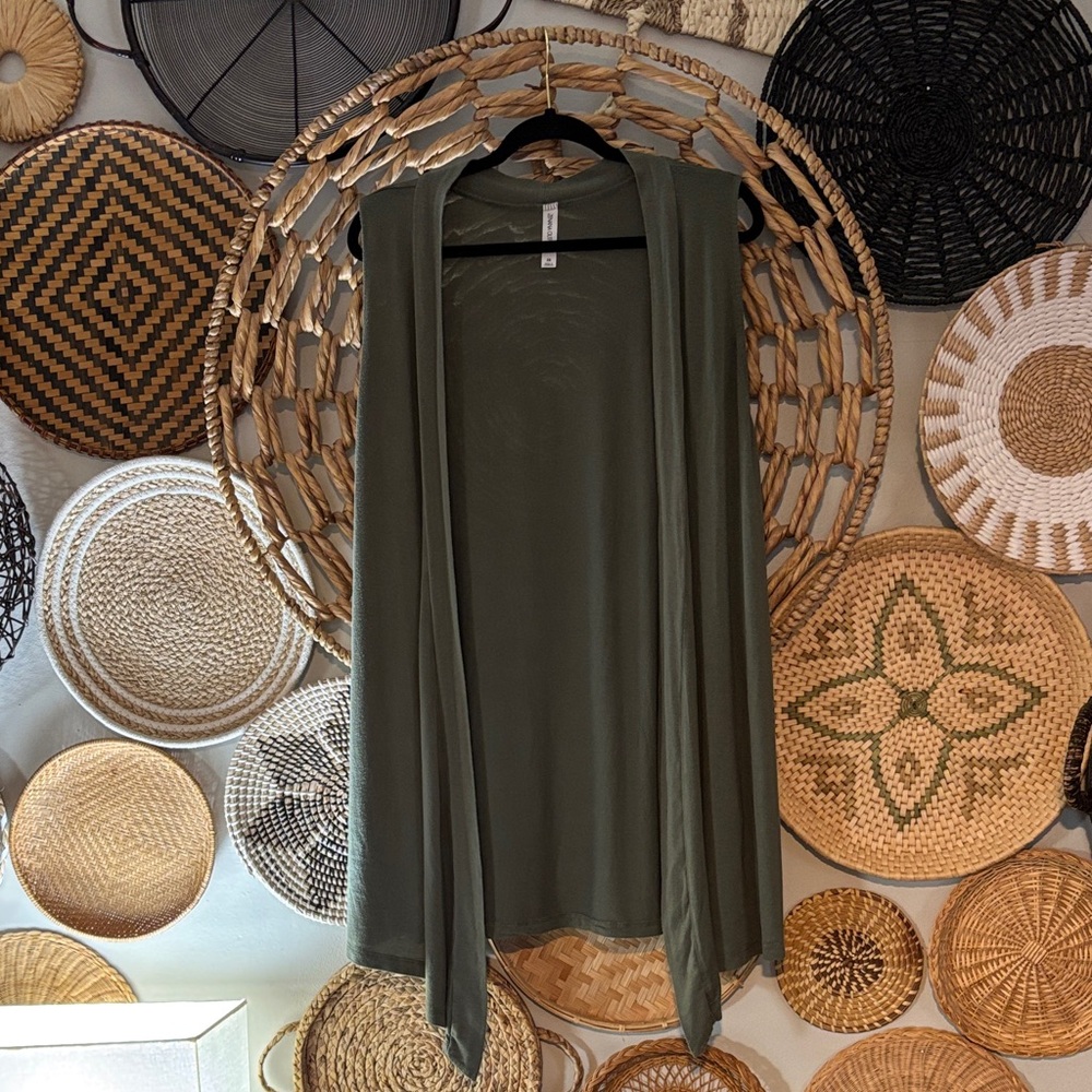 Zenana Outfitters Sage Green top